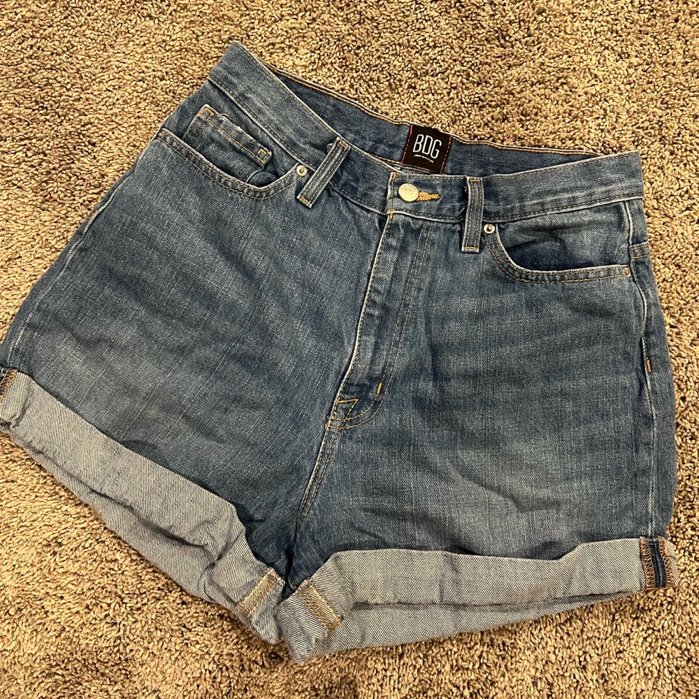 BDG mom high rise shorts
